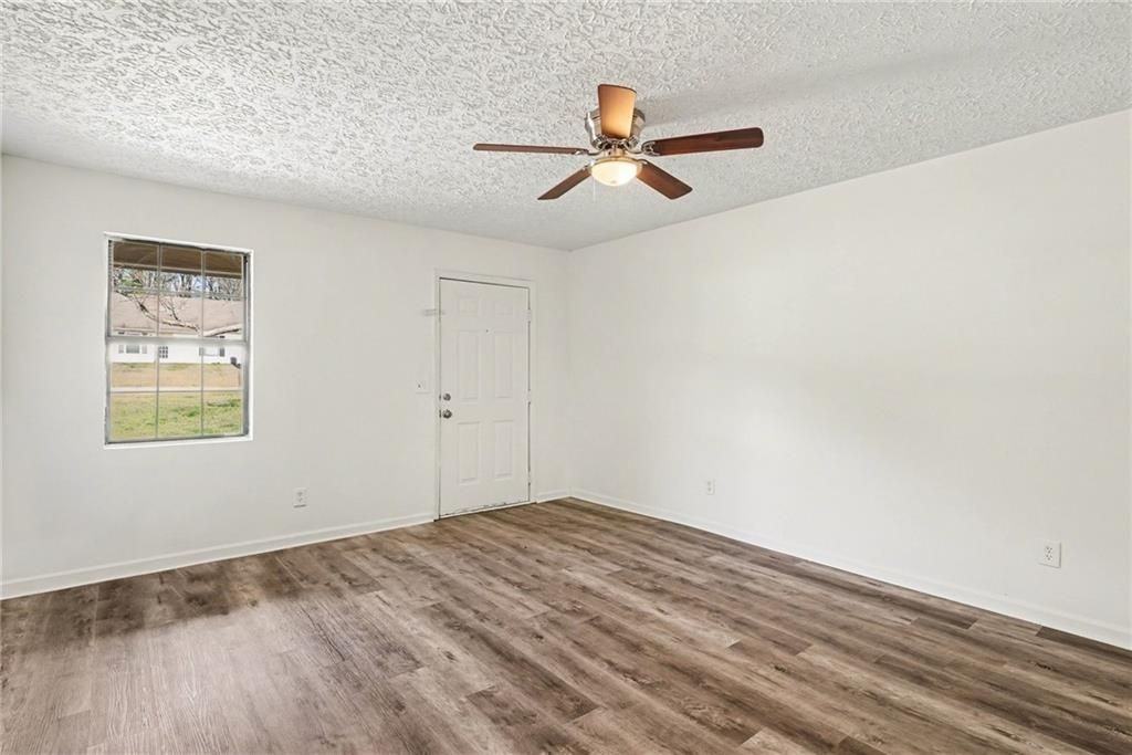 165 Plum Orchard Rd ##B - Photo 2 of 13