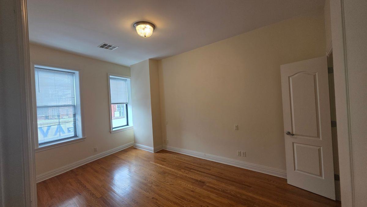 1637 Sheepshead Bay Rd ##2d - Photo 6 of 13