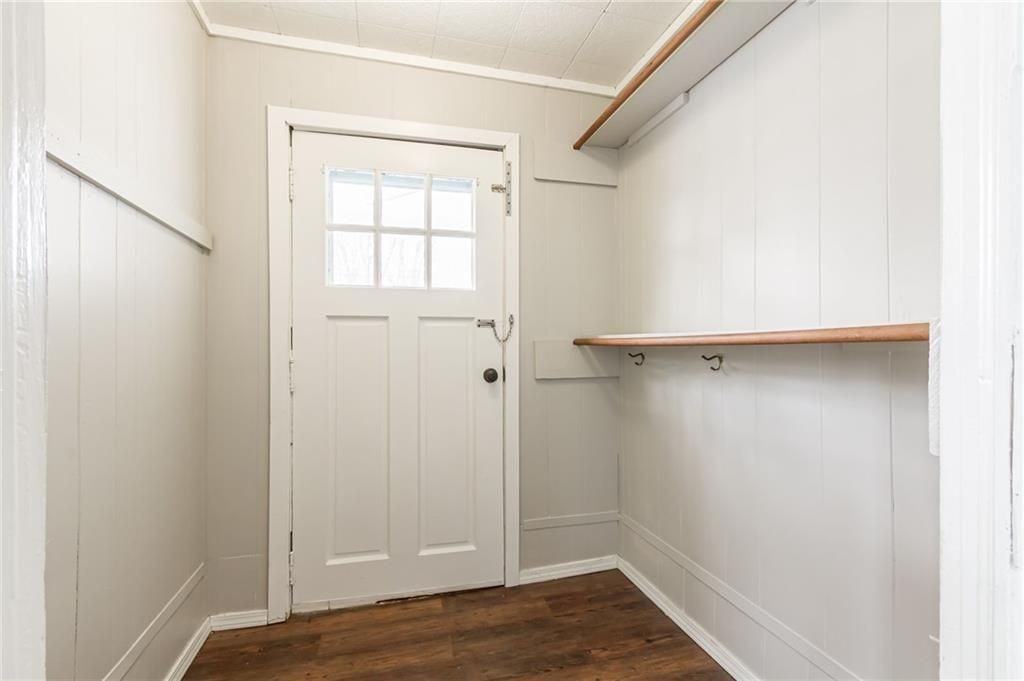 98 South Ave - Photo 3 of 15