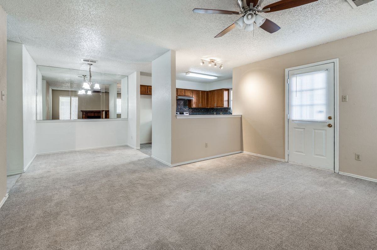 2617 Isbella Dr - Photo 5 of 27