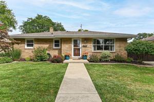 featured image of 1208 Montclair Dr