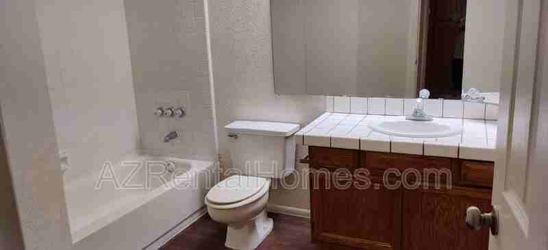 819 N College Ave #I121 - Photo 7 of 21