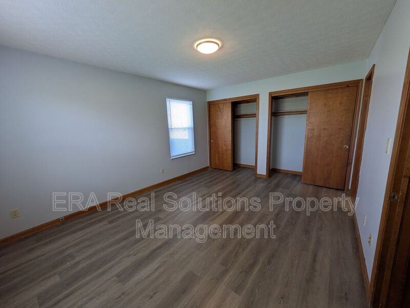 603 6th St Apt 1b - Photo 3 of 7