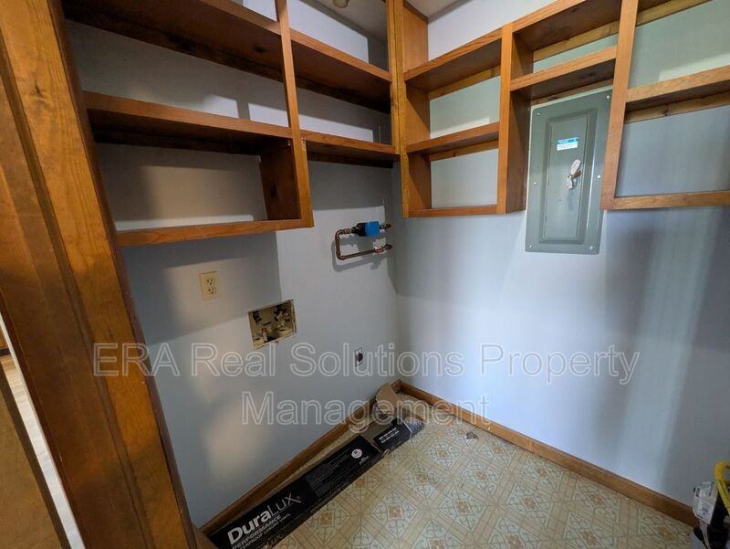 603 6th St Apt 1b - Photo 6 of 7