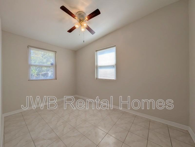 9064 11th Ave - Photo 7 of 16