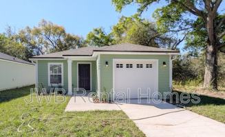 featured image of 1442 E 27th St