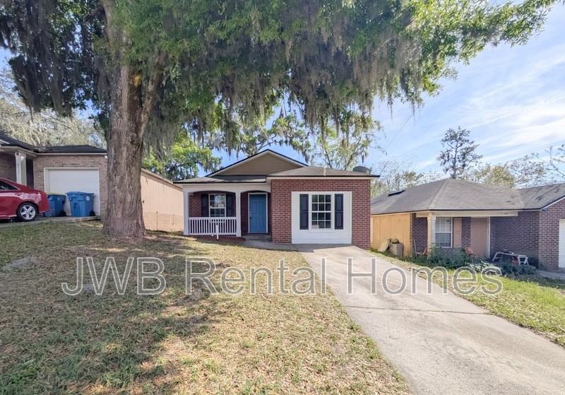 8526 Kona Ave - Photo 2 of 19