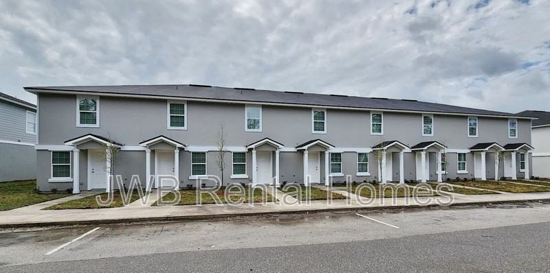 8495 Mcgirts Village Ln - Photo 2 of 8