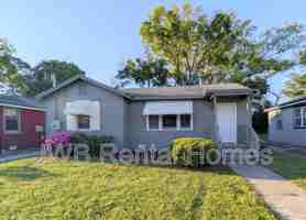 featured image of 1530 W 10th St