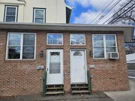 featured image of 283 E Main St