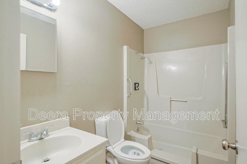 6016 Leavenworth Rd #119 - Photo 4 of 11