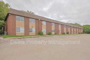 featured image of 6016 Leavenworth Rd #204
