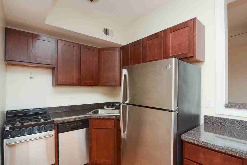 343 Park Ave #03 - Photo 3 of 21