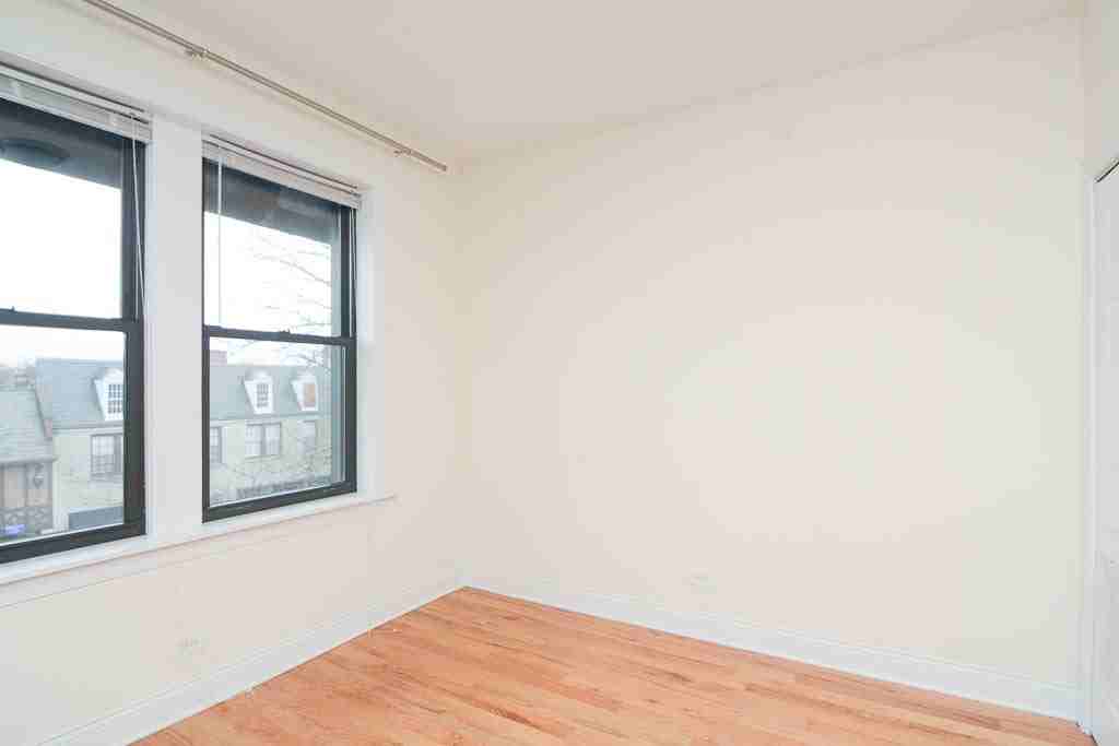 343 Park Ave #03 - Photo 6 of 21