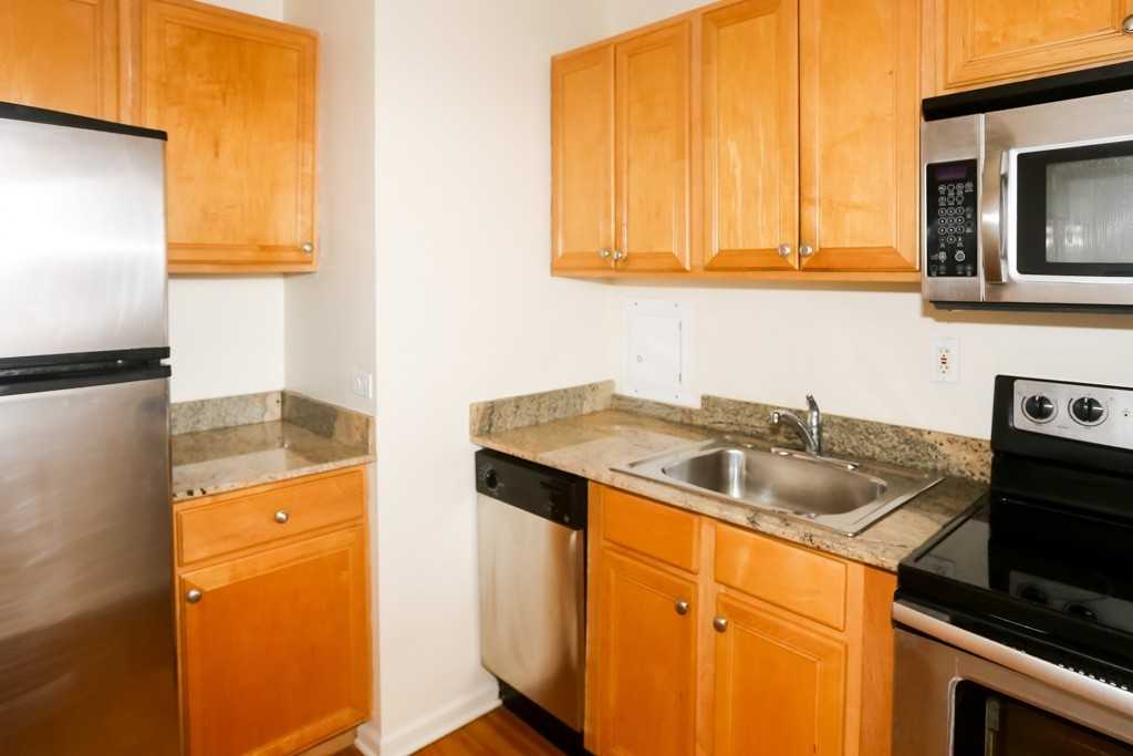 5650 N Sheridan Rd #22F - Photo 4 of 14