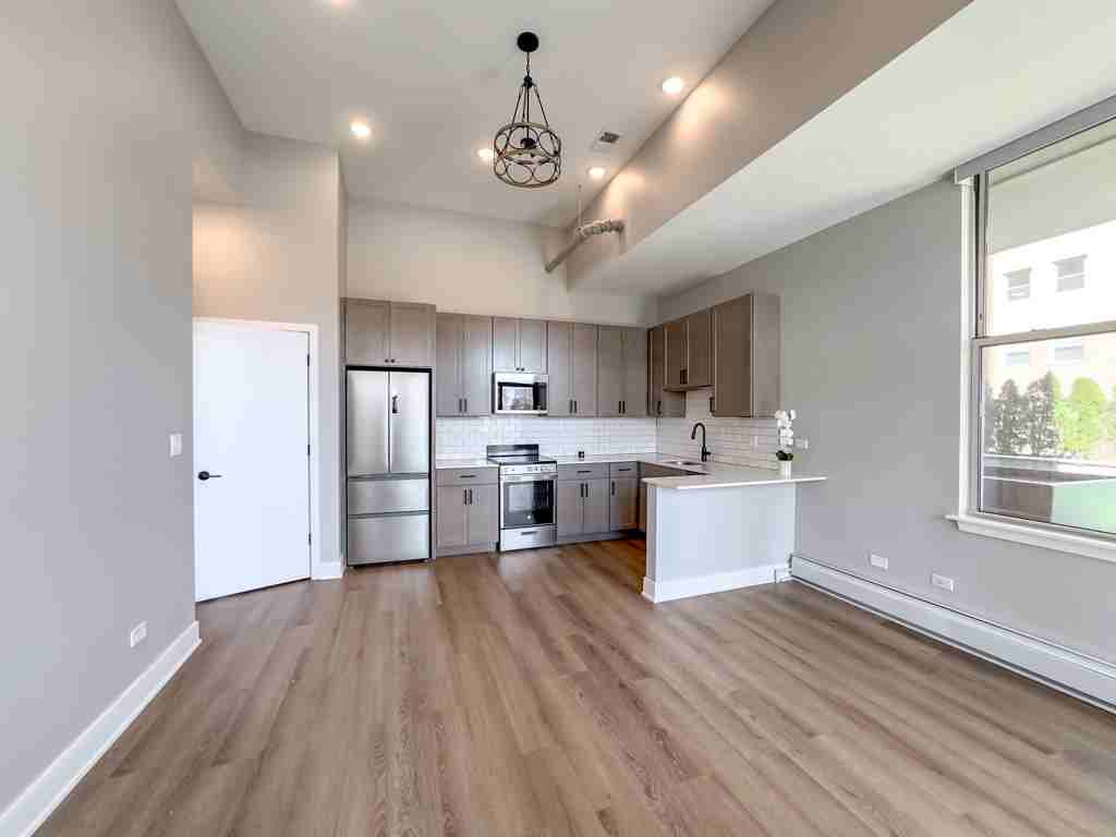 5600 N Sheridan Rd #1C - Photo 7 of 21