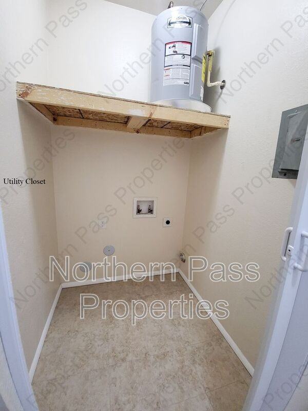 3420 Morehead Ave - Photo 6 of 9