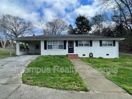 featured image of 633 White St