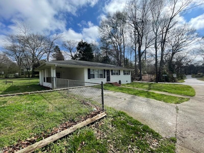 633 White St - Photo 4 of 36