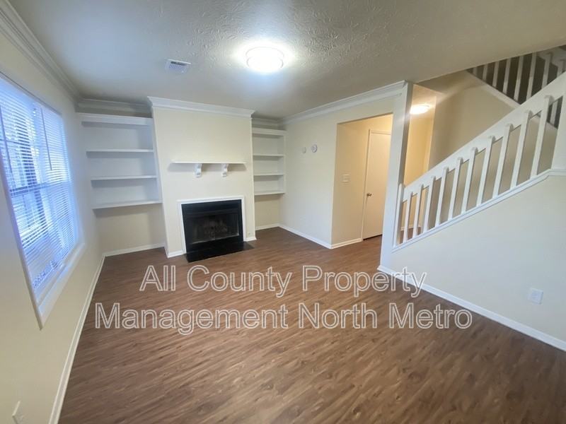 3054 Destin Cir - Photo 2 of 9