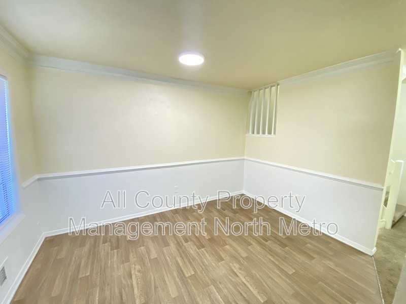 3054 Destin Cir - Photo 4 of 9