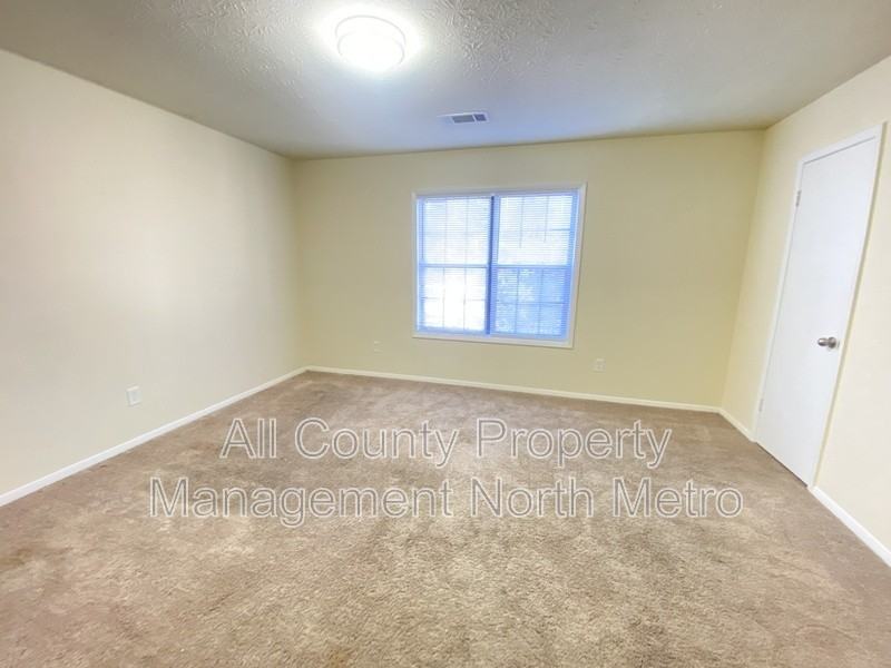 3054 Destin Cir - Photo 6 of 9