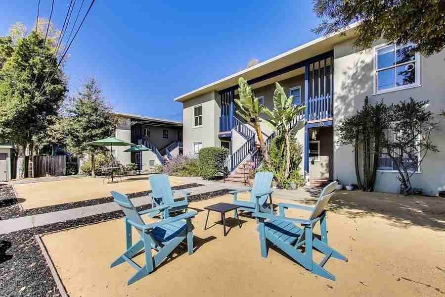 1207-1231 University Avenue - Photo 2 of 8