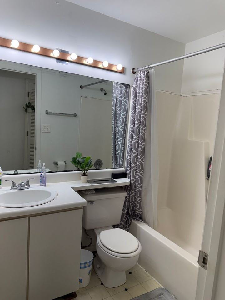 1204 University Ter #A - Photo 4 of 9