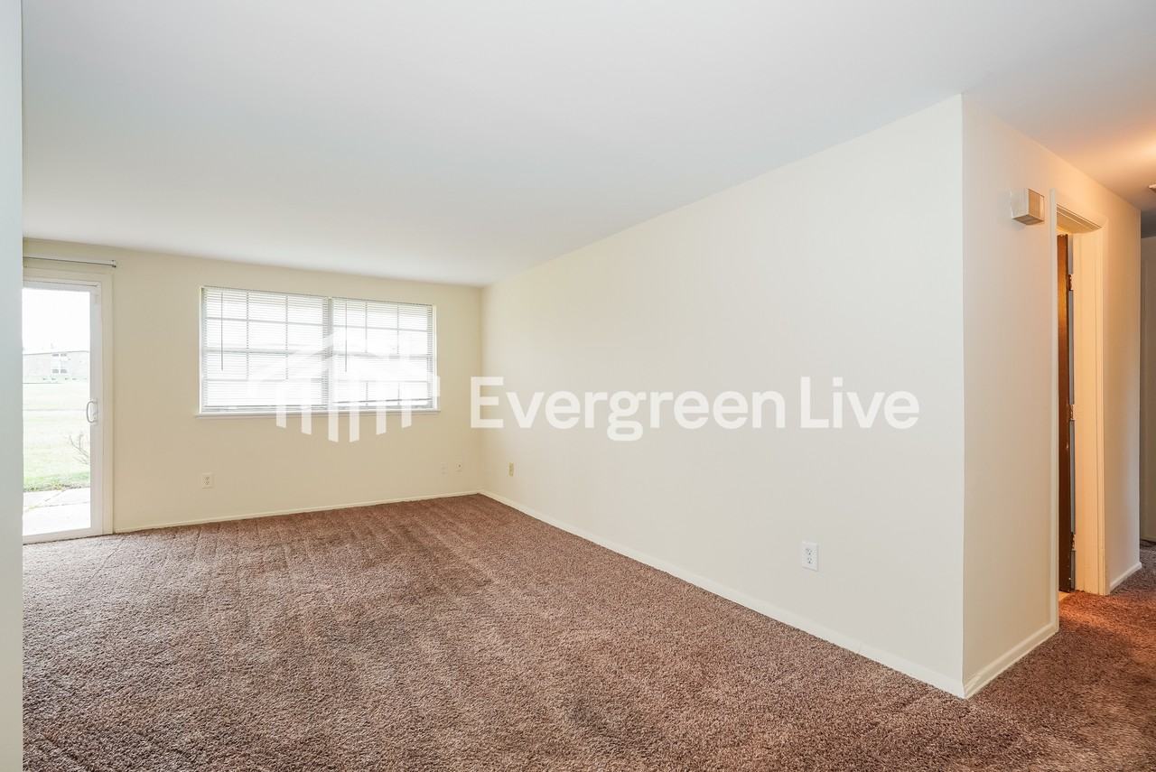 5768 Cairo Rd - Photo 5 of 15