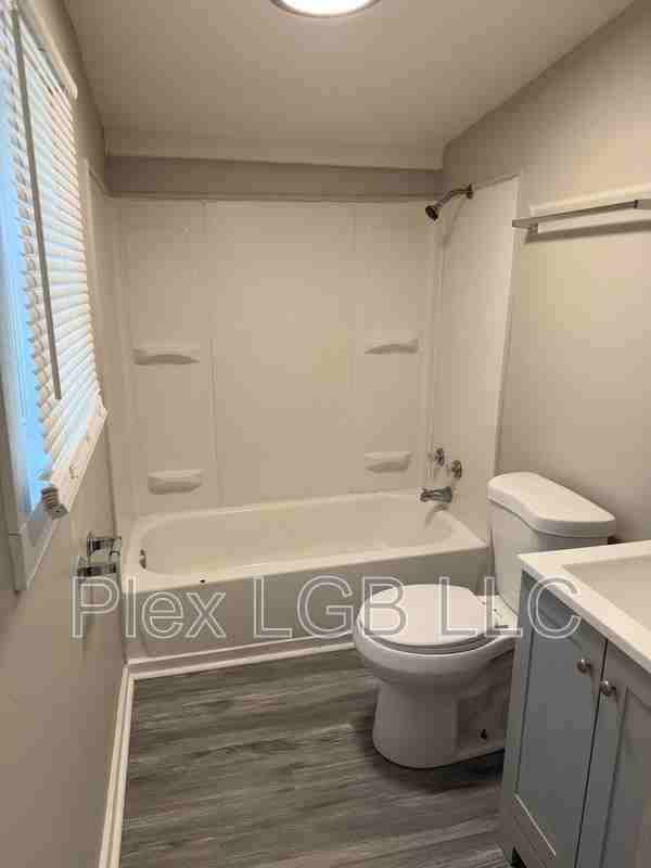 109 Butler St - Photo 4 of 6