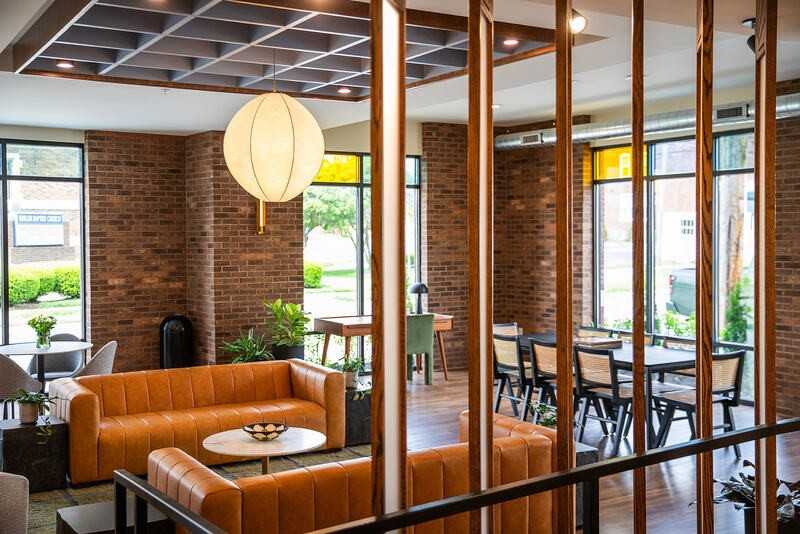 723 Mount Vernon Ave #308 - Photo 4 of 20