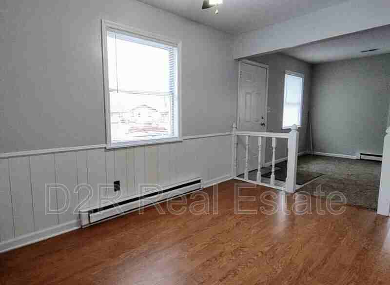 7817 Southfield Dr - Photo 3 of 19