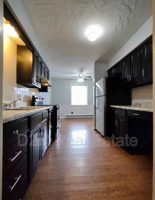 7817 Southfield Dr - Photo 4 of 19