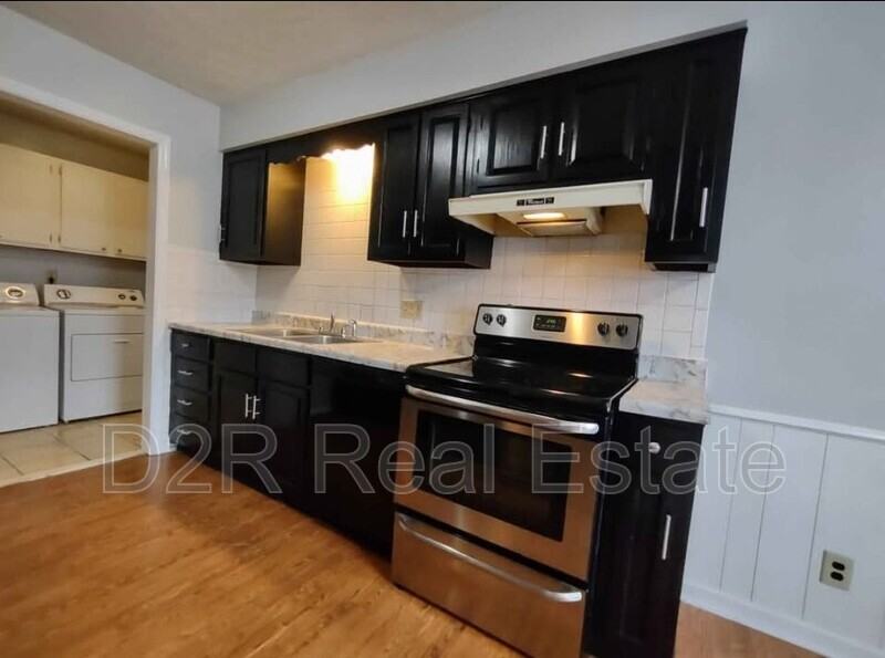 7817 Southfield Dr - Photo 5 of 19