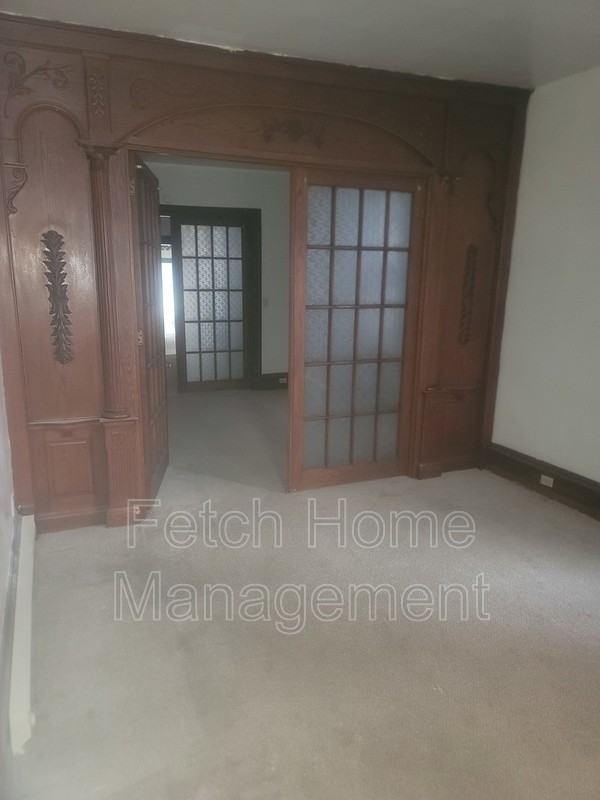 107 E Main St #1 - Photo 4 of 12