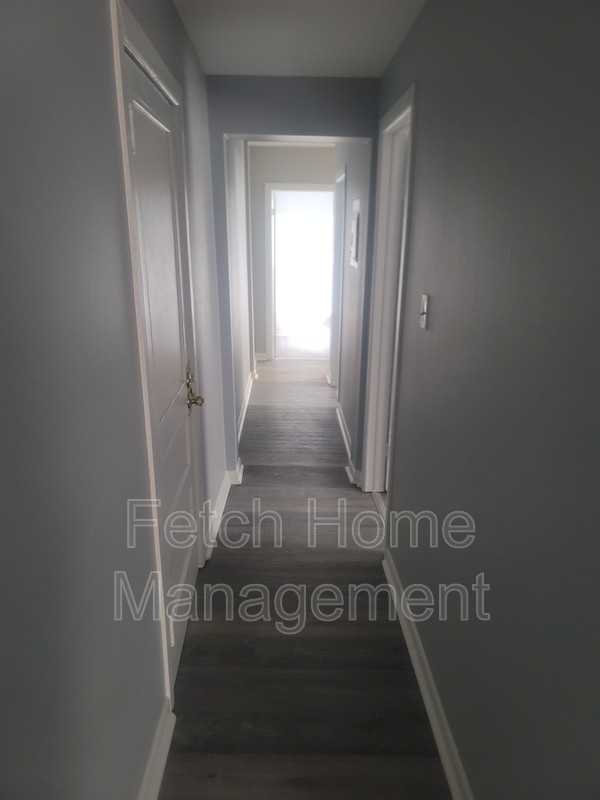 3 N Main St #E - Photo 3 of 11