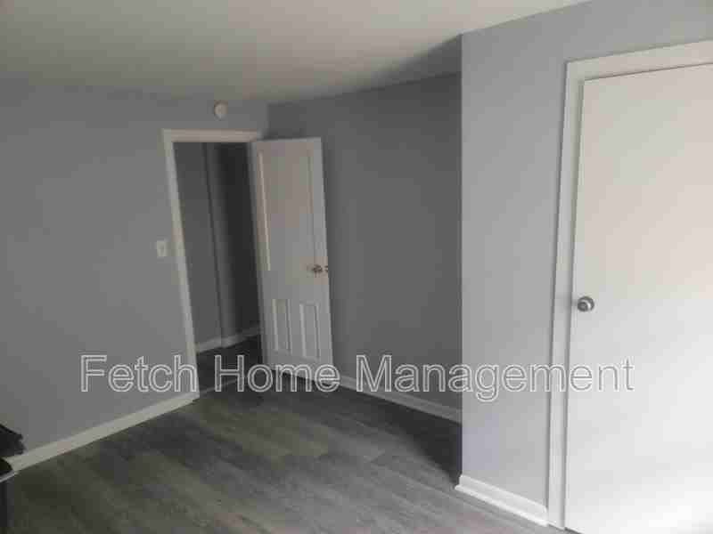 3 N Main St #E - Photo 4 of 11