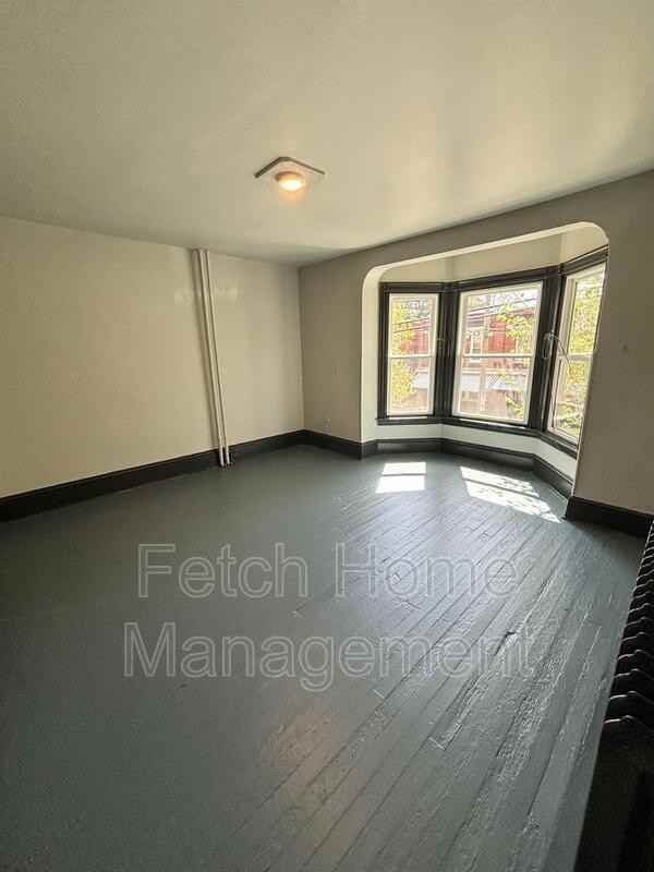 19 S Ann St #6 - Photo 2 of 9