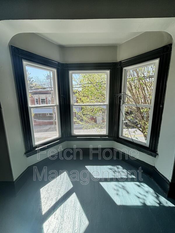 19 S Ann St #6 - Photo 3 of 9