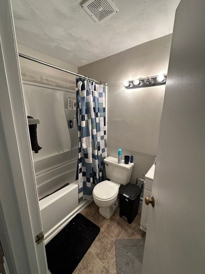 1205 University Ter #D - Photo 7 of 11