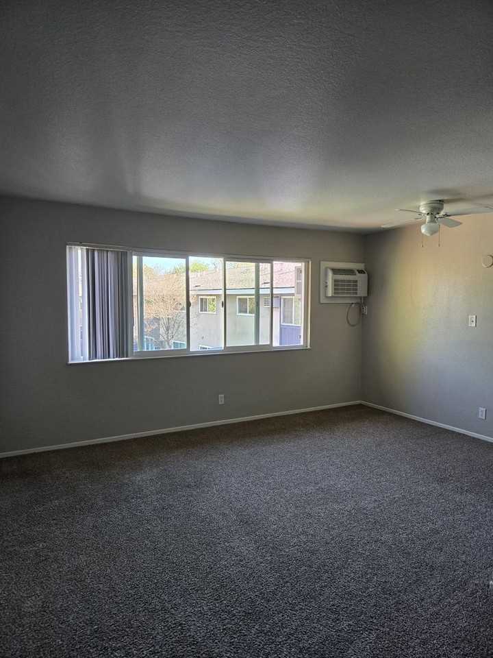 The Ridge at McClellan - Photo 3 of 7