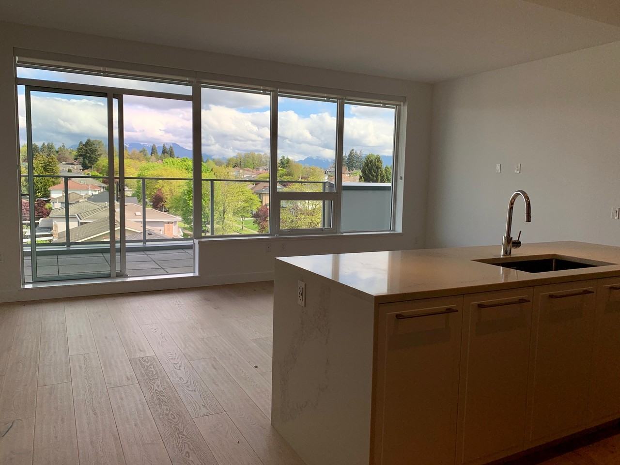 5693 Elizabeth Street #504 - Photo 5 of 27