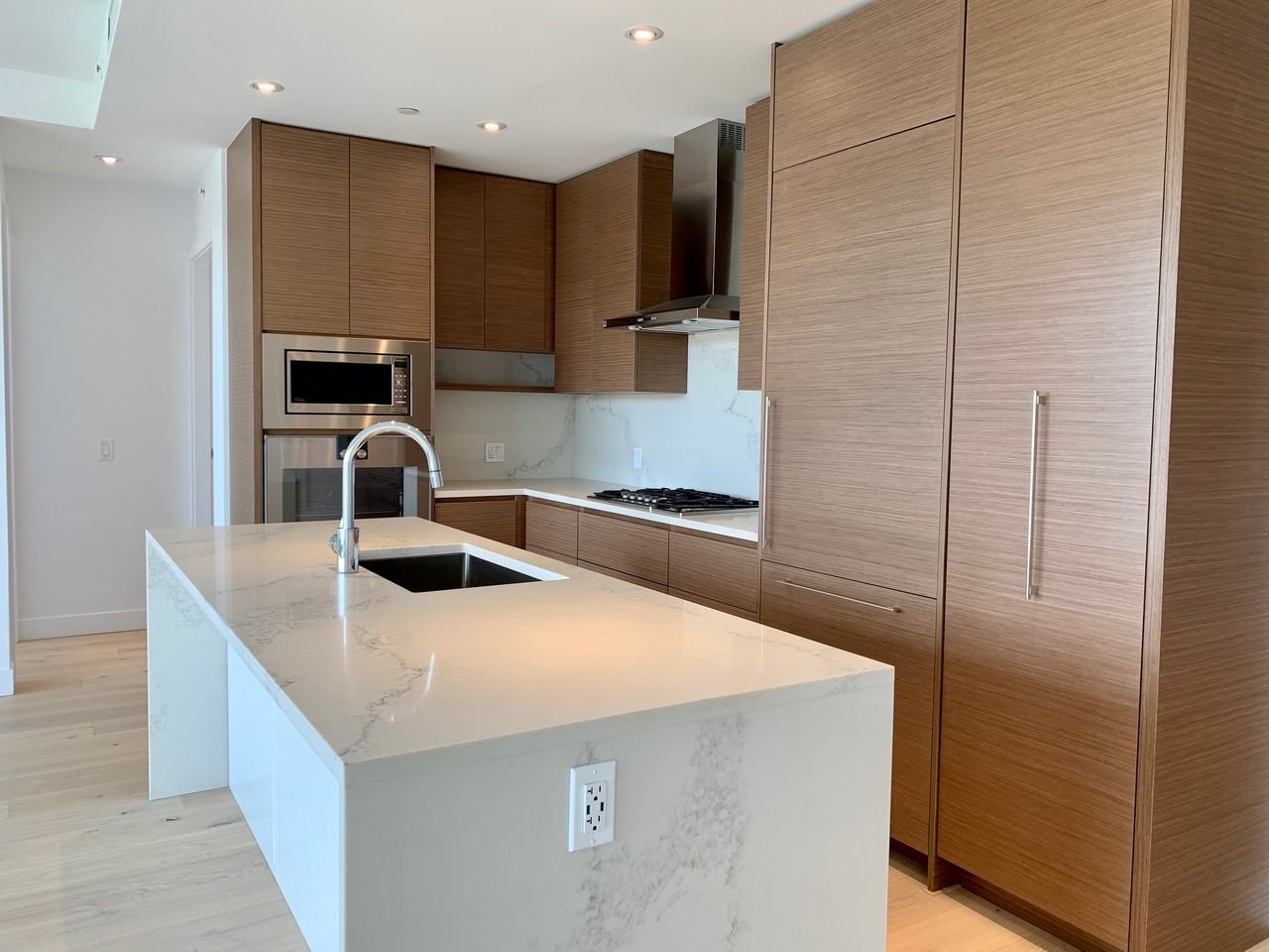 5693 Elizabeth Street #504 - Photo 6 of 27