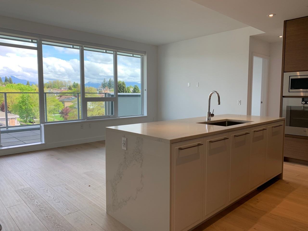 5693 Elizabeth Street #504 - Photo 7 of 27