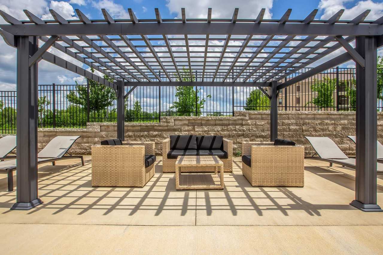 Southaven at Commonwealth - Photo 7 of 50