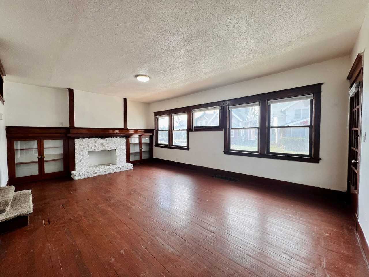 3390 Woodrow Blvd - Photo 6 of 18