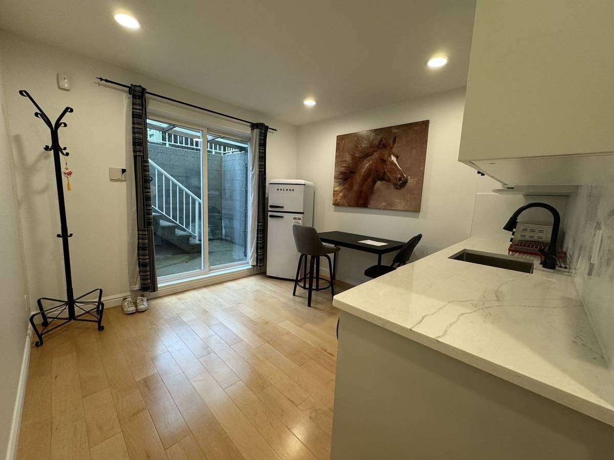 3000 West 42nd Avenue - Photo 2 of 7