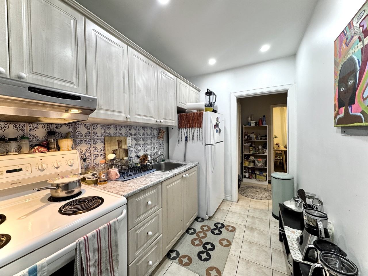 560 Bathurst St #101 - Photo 2 of 15