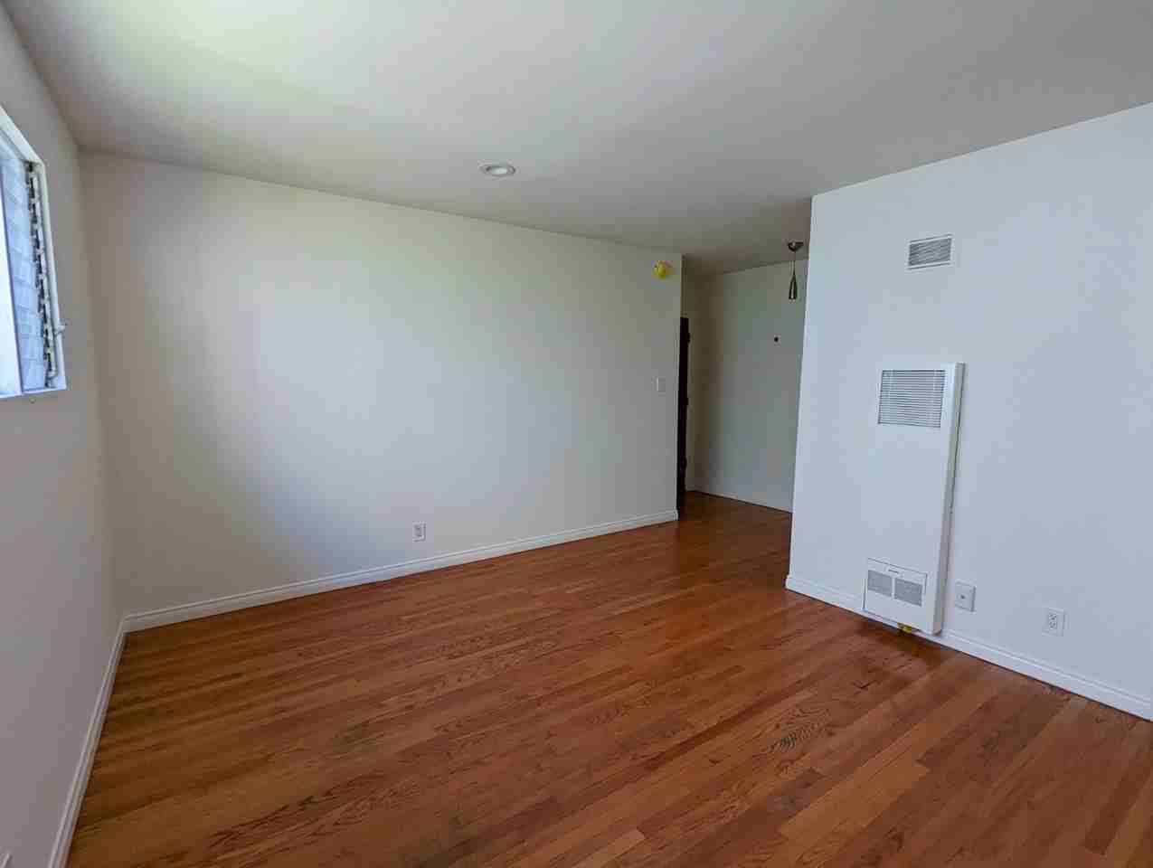 1331 N Poinsettia Pl - Photo 6 of 18