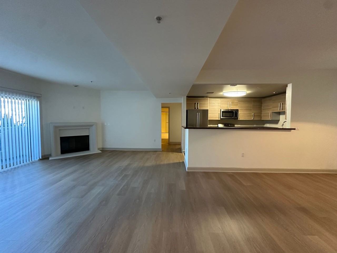 Vista Del Sol - Burbank - Photo 4 of 41